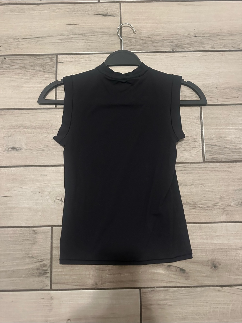Skims Sleeveless fits everybody